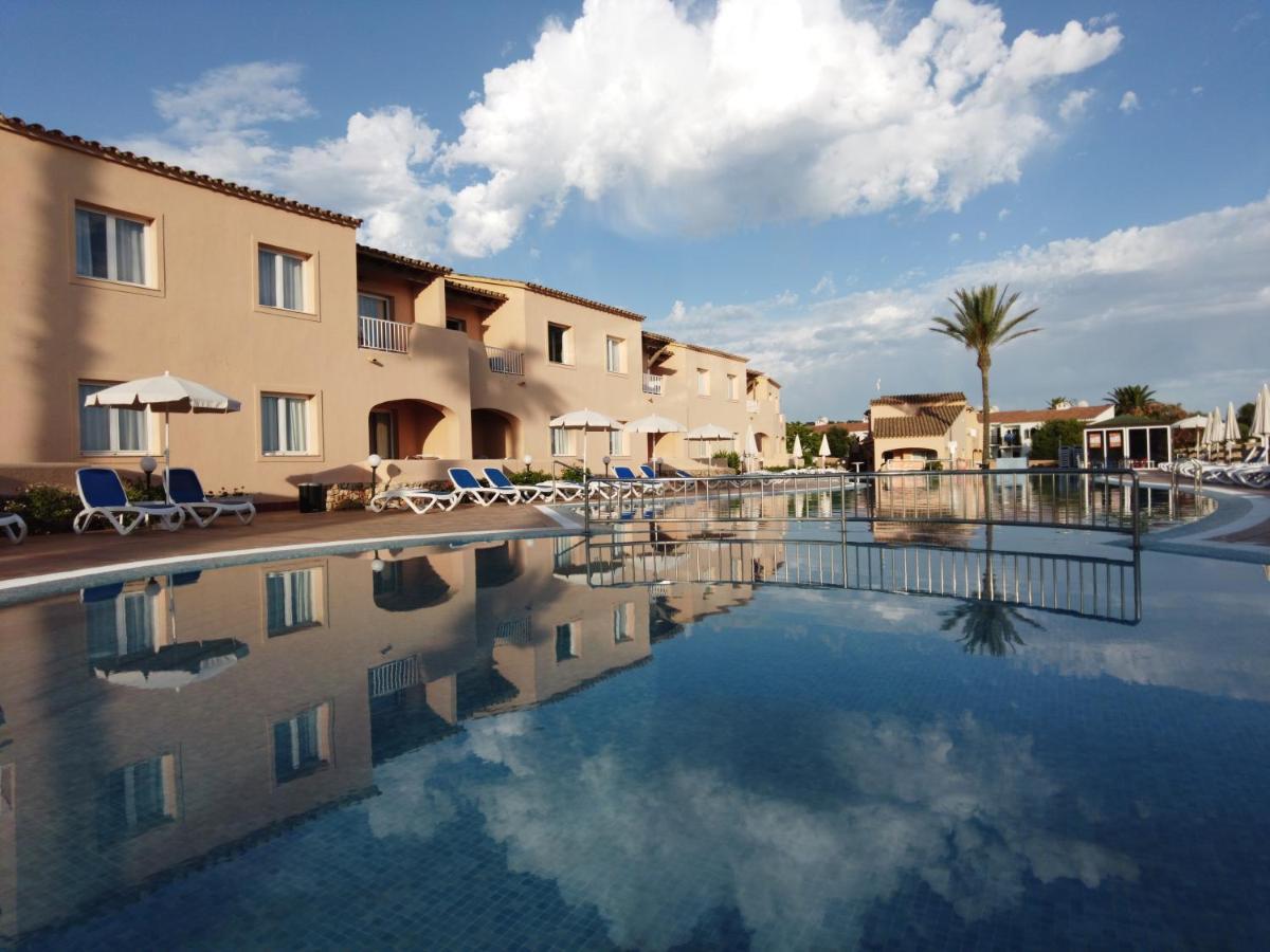 Hotel Arenas De Son Bou Zewnętrze zdjęcie
