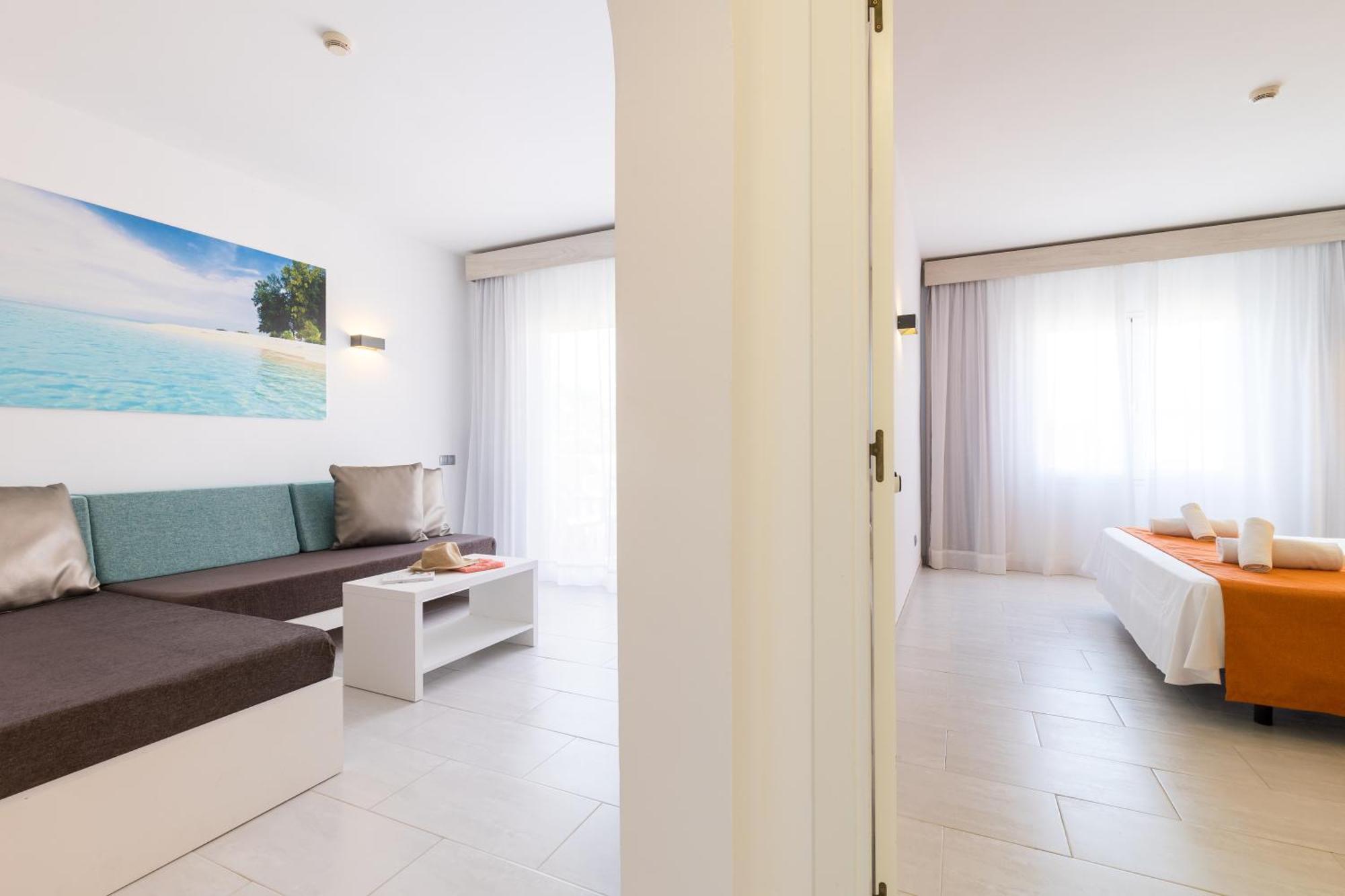 Hotel Arenas De Son Bou Zewnętrze zdjęcie